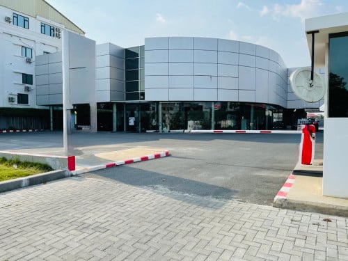 Commercial Land & Showroom For Rent Along Majn Road of PP, 35x100m, 15,500$,Showroom Purpose