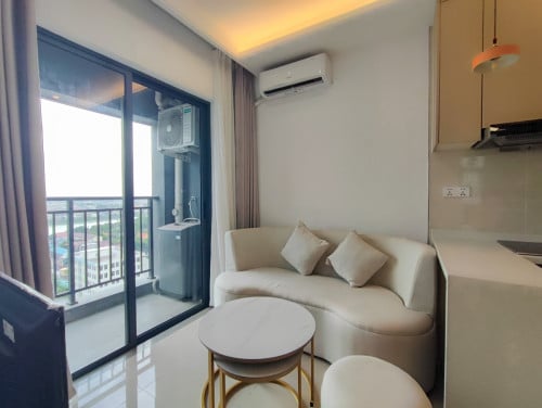 Condo 1Bed for rent in 60m road to Airport