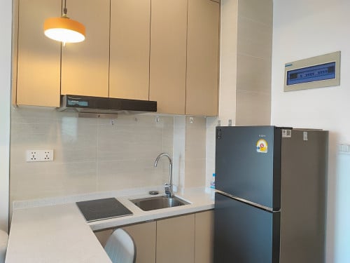 Condo 1Bed for rent in 60m road to Airport