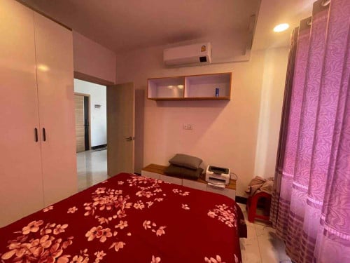 Condo L Residence