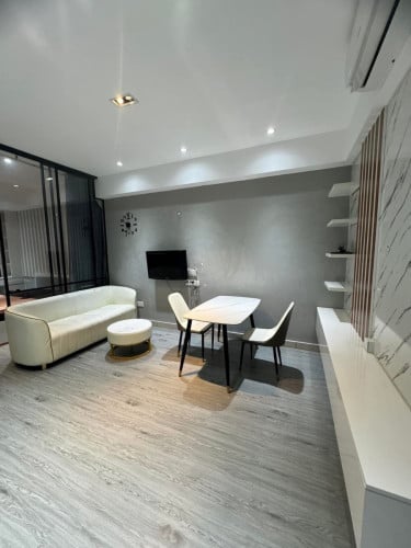 Condo Time Square 3 For Sell (卖）