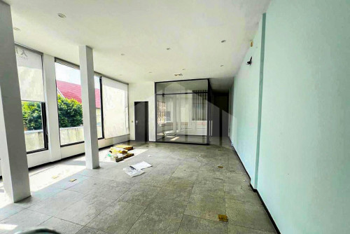 Corner Shop for Rent