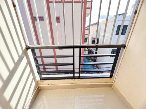 Cozy 1 Bedroom Apartment for RENT near TK Avenue