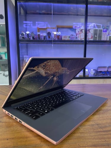 Dell laptop  Inspiron 7472 pink silver gold color
