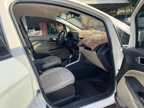 Ford Ecosport 014 Full Option ម្ចាស់ដើមទី1 ទឹកថ្នាំZinម៉ាជុំ