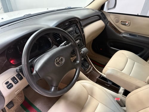 Highlander 02 V6 limited