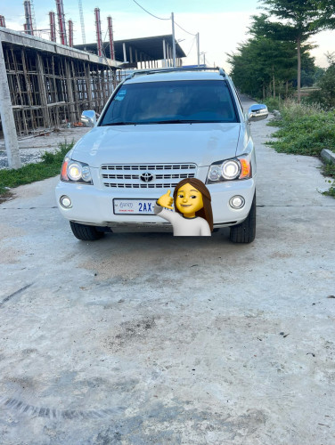 Highlander03v6ប៉ុង2ប្រភេទឡានស្អាត អត់ពុកអត់ច្រេះម៉ាសុីនប្រអប់លេខអេម