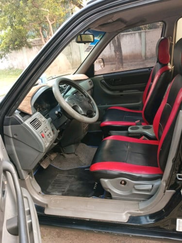 Honda CR-V ឆ្នាំ98