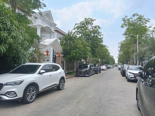 House for Sale in Cheung Aek, Dangkor!