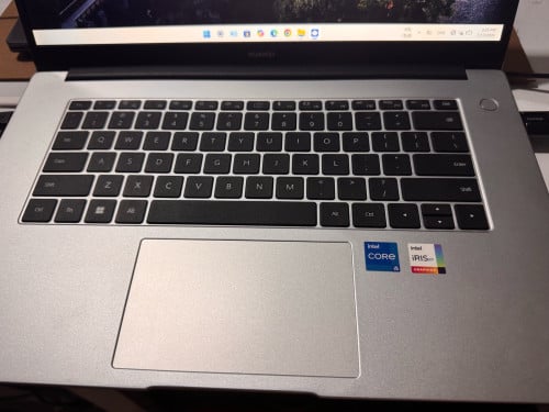 HUAWEI Laptop i5-11gen 8g 512g