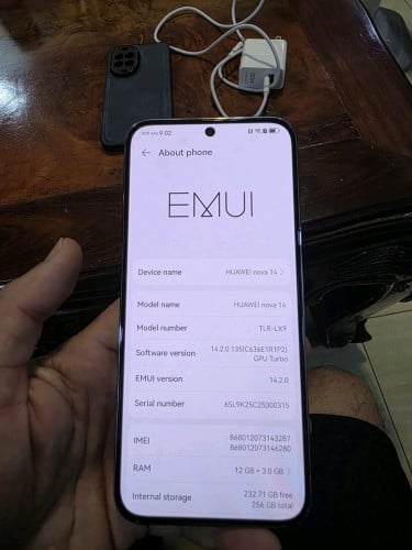 Huawei Nova 14 Ram 12G/256G របស់ក្រុមហ៊ុន ស៊ីម២ នៅស្អាតដូចថ្មី 99.99% សុខភាពថ្មនៅ 100%