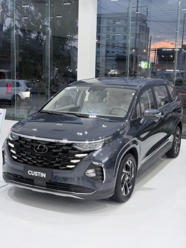 Hyundai Custin 2025 7កៅអី