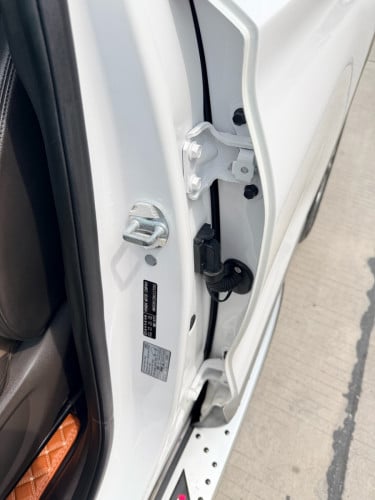 Hyundai Santa Fe 019 ម៉ាស៊ូត កៅអីបីជួរ full option ឡានក្រុមហ៊ុន Camera360