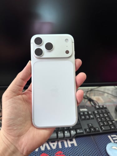 I phone 17 pro max 256g CH ស្អាត ថ្ម100% សាក16ដង