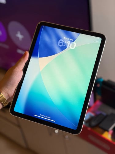 IPad (A16) 256g - ពណ៍ ប្រាក់