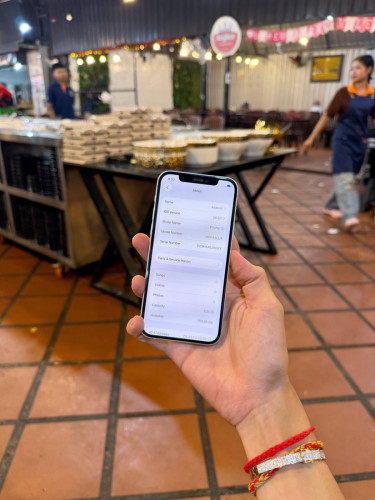 iPhone 12 128GB សានុំសុីនណែន ទើបកាត់ តម្លៃ 170$