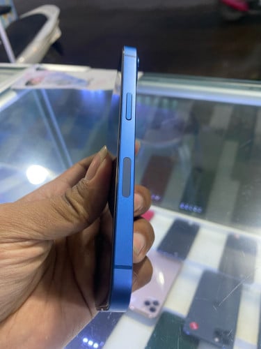 Iphone 13 128G zin all តួរស្អាត98% លក់245$ ចាប់អារម្មណ៍អាចមកមើលផ្ទាល់ រឺទាក់ទងមក  Telegram 069502527