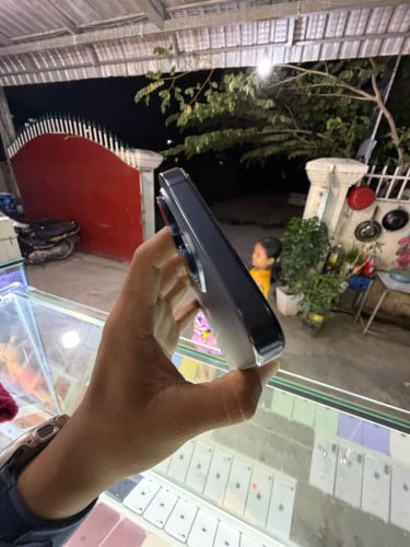 IPhone 15 Pro Max CH/A សុីម2 256GB