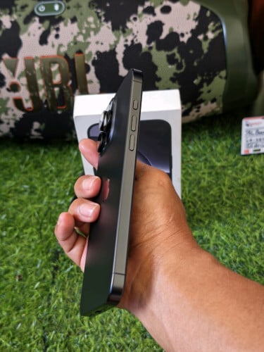 Iphone 16 Pro Max Black kuru LL/A ESIM2  256GB ចូល99% 🔋ថ្ម96%