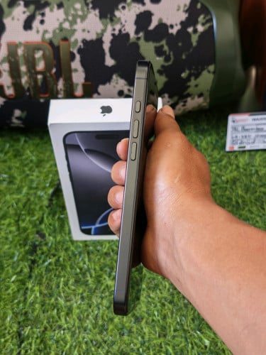 Iphone 16 Pro Max Black kuru LL/A ESIM2  256GB ចូល99% 🔋ថ្ម96%