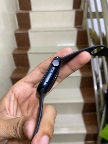 Iwatch se2 44mm Battery health 100% មានខ្សែសាក original ខ្សែពាក់original free screen 📥