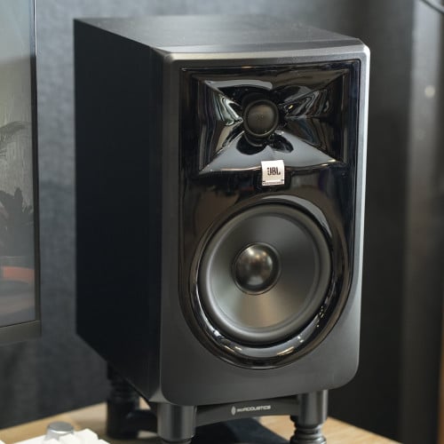 JBL 305P MK2 - Studio Monitors 5”