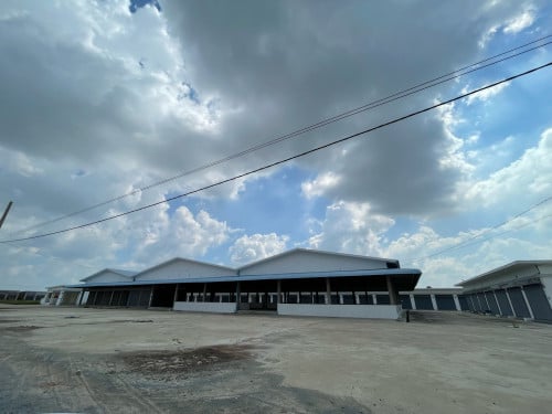 ផ្ទះលក់ហេងហេងផ្លូវជាតិលេខ៣