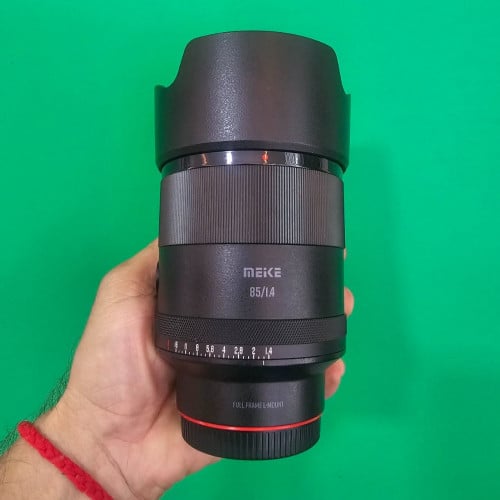 Len 85mm F1.4 L-mount Lumix S Full Frame Meike 349$ condition 97%
