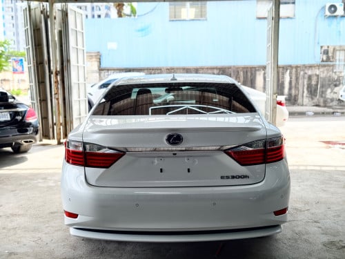LEXUS ES300H Full Premium ឆ្នាំ 2013 ពណ៍ស ក្នុងលឿង