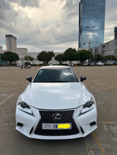Lexus IS200T 2016 F-Sport ក្នុងឆឺរី🍒