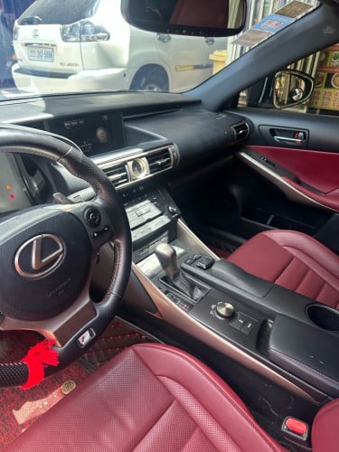 Lexus IS200T 2016 F-Sport ក្នុងឆឺរី🍒