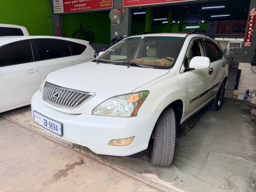 Lexus Rx330 ប៉ុង១
