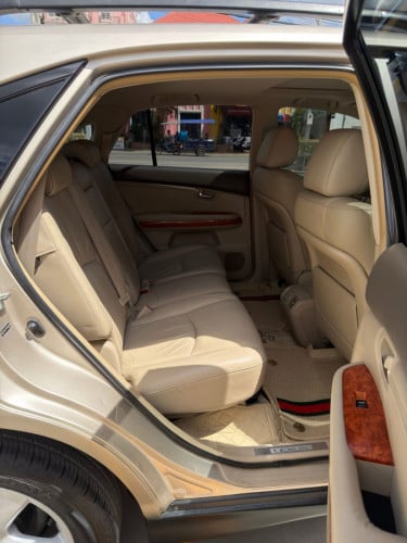 Lexus Rx330 ឆ្នាំ04 h/full ប៉ុង2 16900$