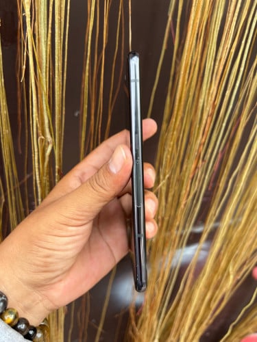LG V50 ThinQ sim1 / 6g / 128g / Korea zin /97%##សាច់អេក្រង់ស្អាត ថ្មកាន់ កាម៉េរ៉ាឆ្នះមុខក្រោយ