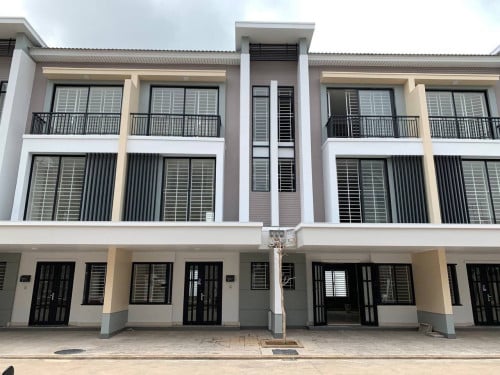 Link house LC2 for Rent at Borey Peng huoth Boeng snor at Project Mecurean2