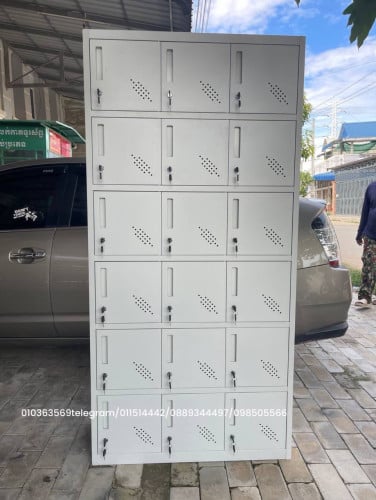 Locker 18doors