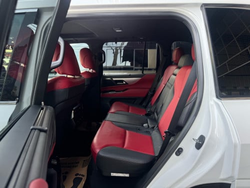 Lx 600 F Sport 2022 Full Options ថ្នាំស្សុីន 100%
