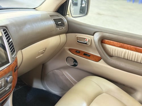 LX470 2003 V8 FUll ប្រេី សាំង ហ្គាស ពណ៌ទឹកដោះ