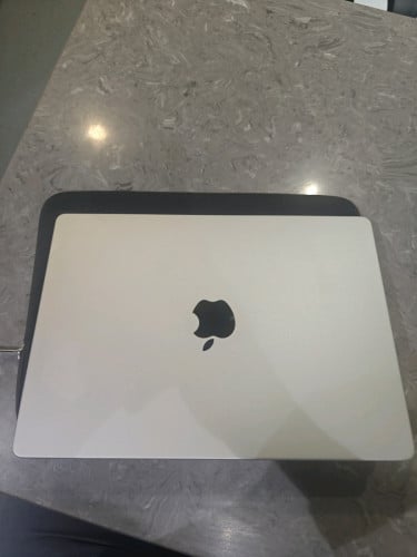 MacBook Pro M4 14 inch