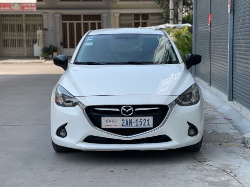 Mazda2 2017 Full Options