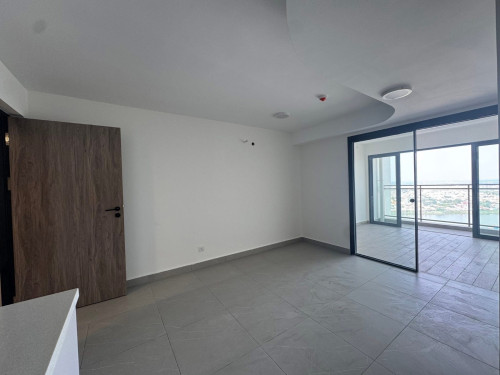Mini 2Bedroom on high floor