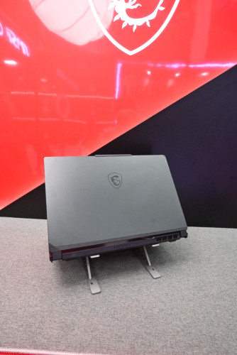 MSI CYBORG 15 BLACK EDITION 99%