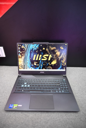 MSI CYBORG 15 BLACK EDITION Condition 99%