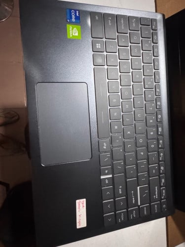 msi Laptop i7-11gen 16g 512g
