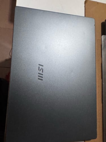 msi Laptop i7-11gen 16g 512g