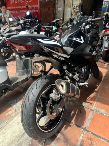 Ninja 400