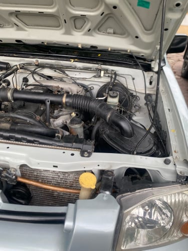 Nissan prontier 2001ម៉ាស៍ូត