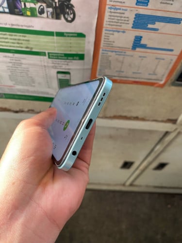 Oppo A57 ក្រុមហ៊ុន​ Ram​ 4G / 128G ស្អាត99%