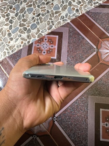 Oppo Reno 12 ram 16g memory 512g សានុំហ្សីន តួ 97%
