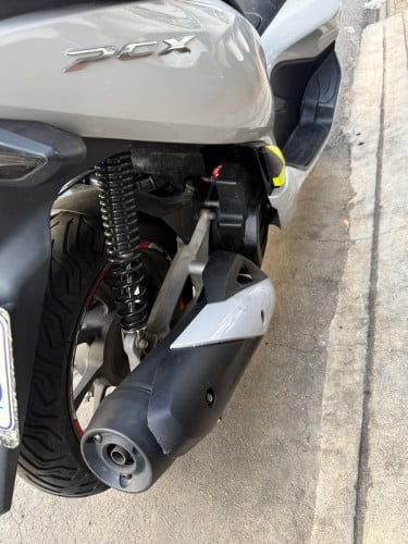 PCX 019 មួយទឹកស្លាកលេខ